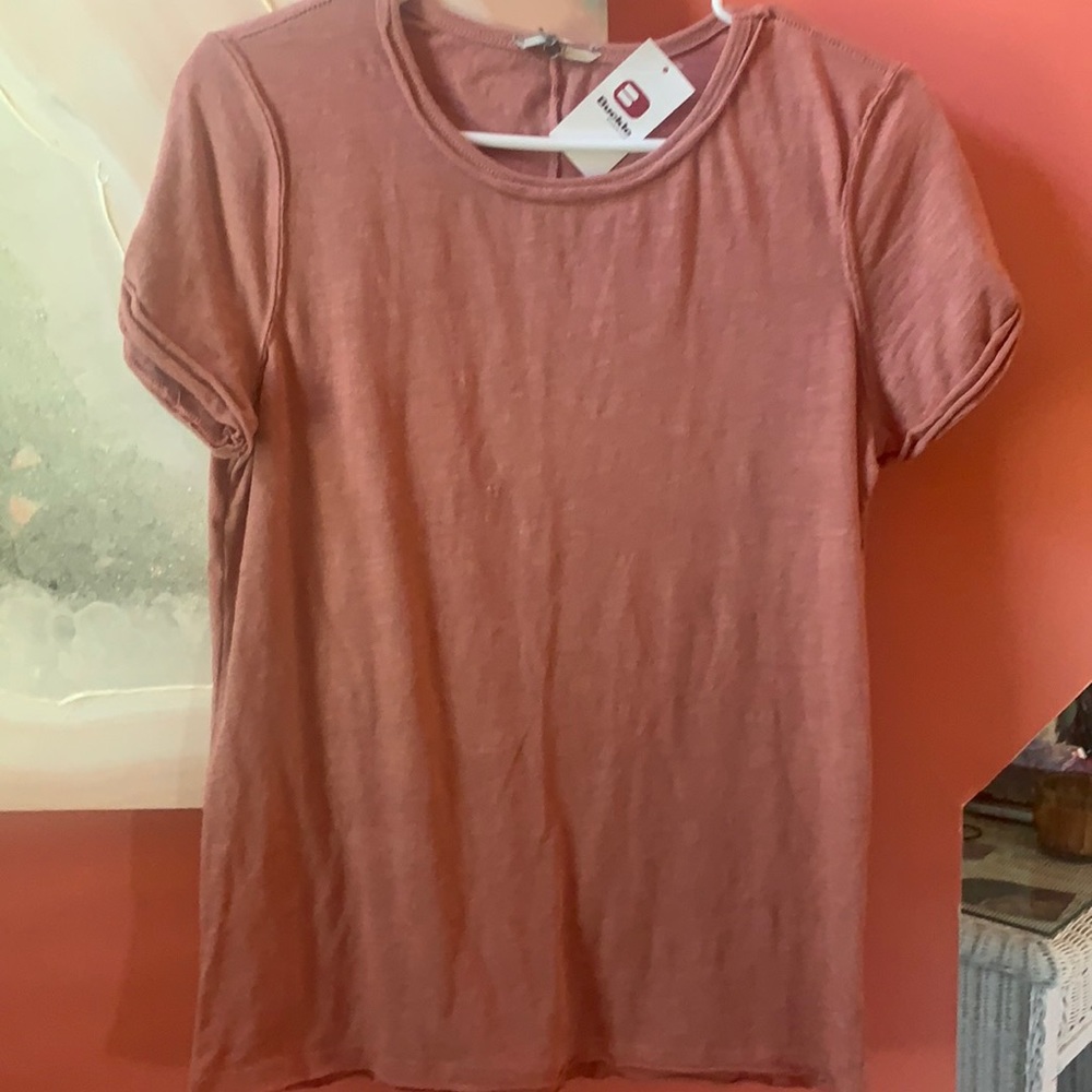 Buckle T-shirt